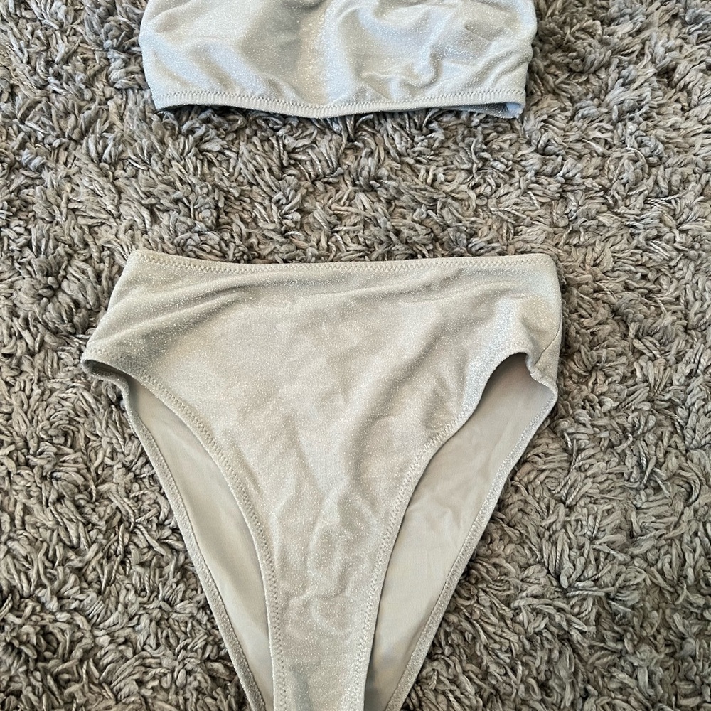 Elegant Silver Women's swim Set